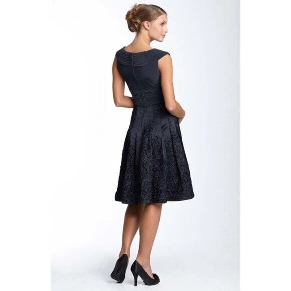 NWT Adrianna Papell Black Taffeta Cocktail  A-Line Women's  Midi Dress Size 4 - Picture 2 of 9